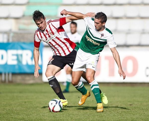Héber Pena, aquí en el Racing de Ferrol-Logroñés de A Malata, causó baja hace más de un mes (foto: Mero Barral / 13fotos para Ferrol360)