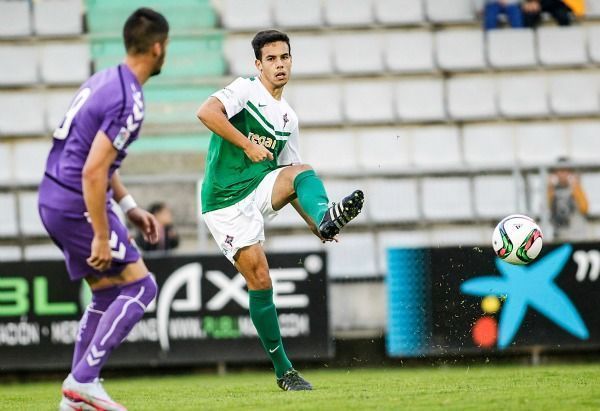 Borja Domínguez en el Racing de Ferrol-Real Valladolid B de A Malata (foto: Mero Barral / 13fotos para Ferrol360)