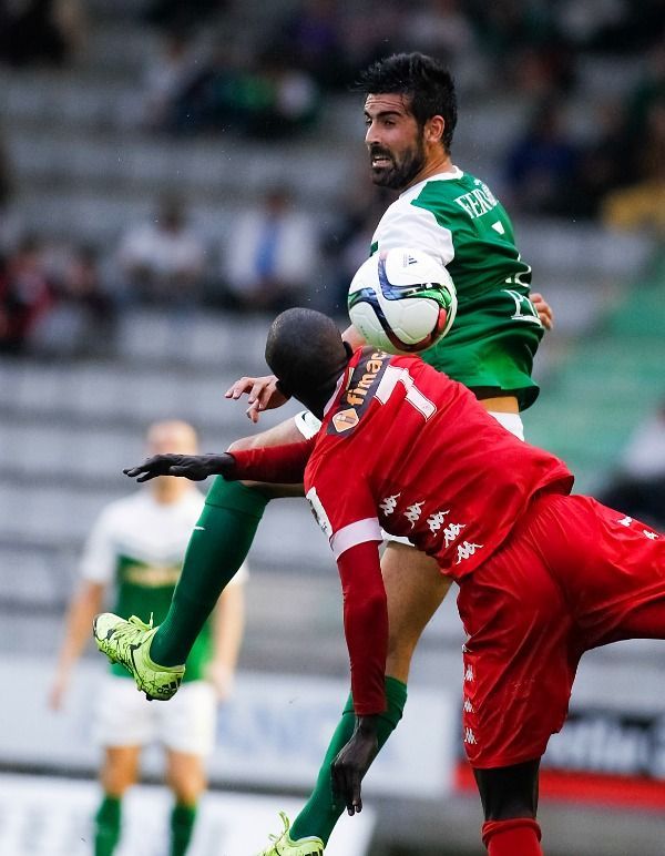 Imagen de Diego Maceira en el Racing de Ferrol-Cacereño de A Malata (foto: Mero Barral / 13fotos para Ferrol360)