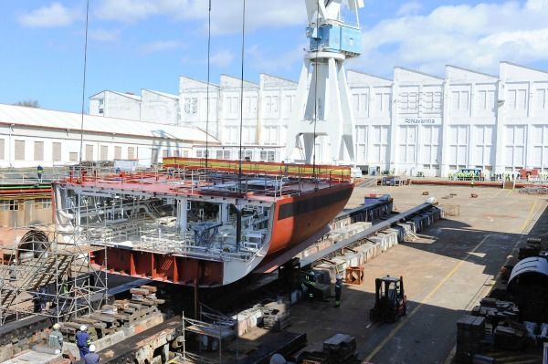 Puesta de quilla del BAM en Navantia Ferrol (foto: 13fotos para Ferrol360)