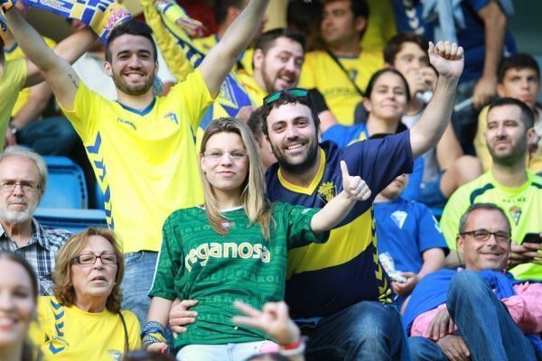 La unión entre las aficiones de Ferrol y Cádiz fue evidente en el Ramón de Carranza (foto: Portal Cadista)