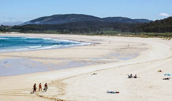 Imagen de la playa de San Xurxo este martes (foto: Mero Barral / 13fotos para Ferrol360)