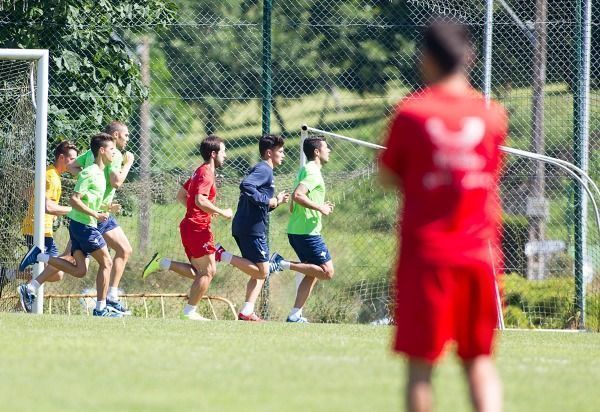 Primer entrenamiento del Racing a las órdenes de Míchel Alonso (foto: 13fotos para Ferrol360)