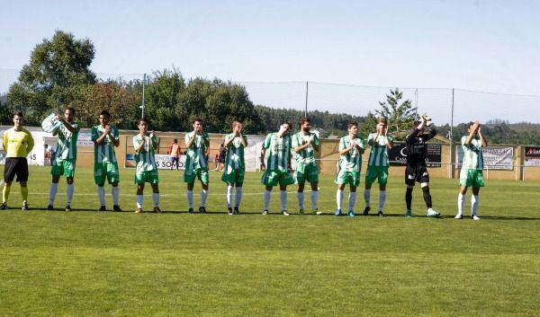Once inicial del Somozas ante el Osasuna Promesas en el Alcalde Manuel Candocia (foto: Mero Barral / 13fotos para Ferrol360)
