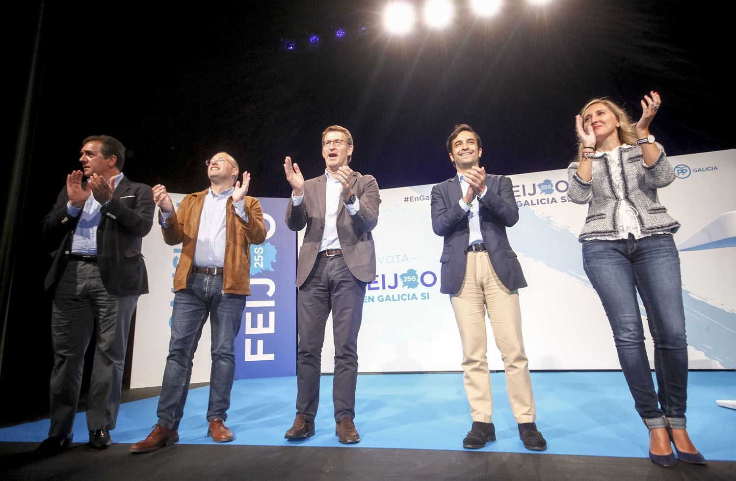 Mitin del PP con Alberto Núñez Feijoo en el Jofre (foto: Mero Barral / 13fotos para Ferrol360)