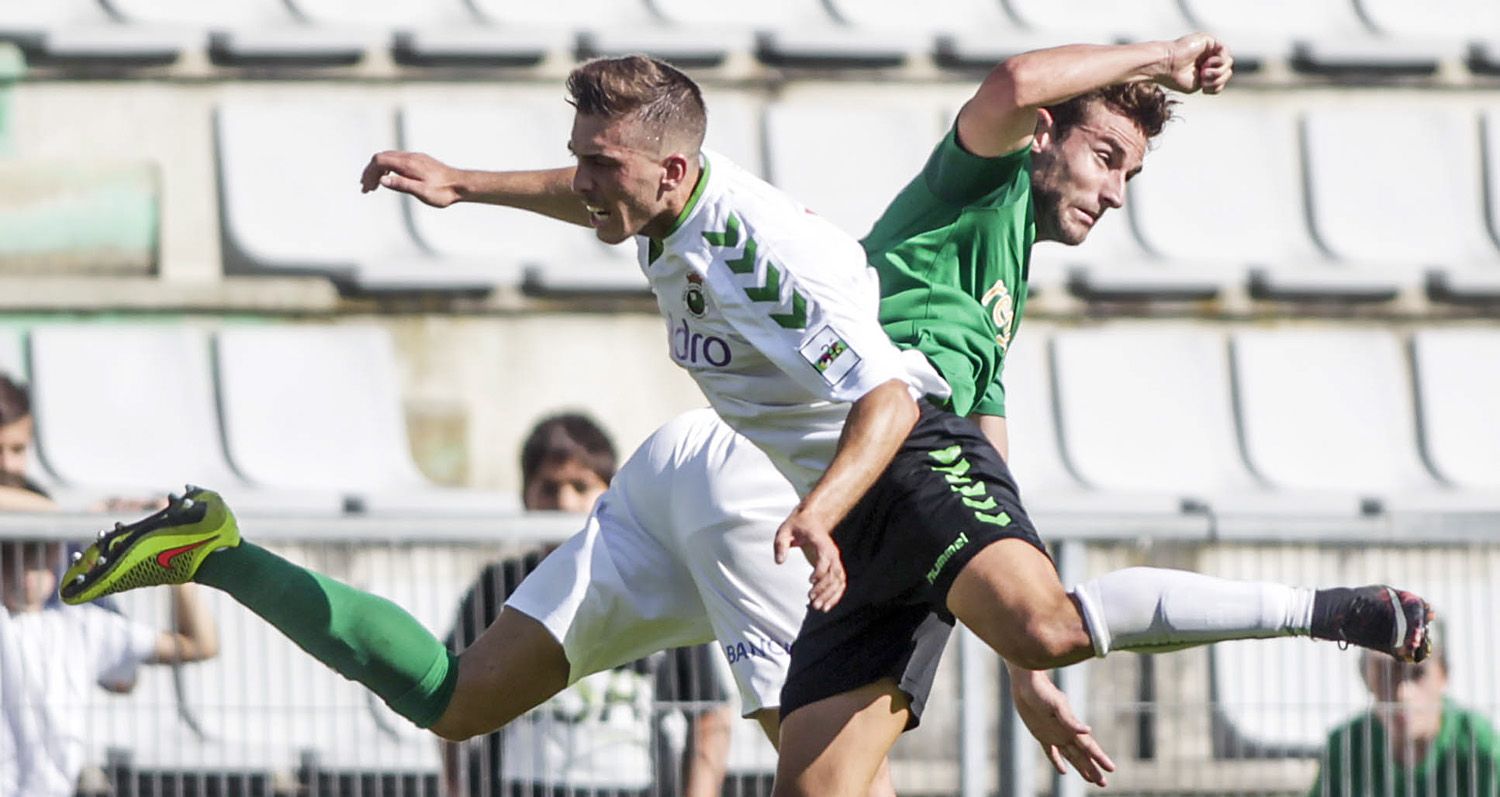 Imagen de Héber Pena y José Cruz en el Racing de Ferrol-Racing de Santander de A Malata (foto: Mero Barral / 13fotos para Ferrol360)
