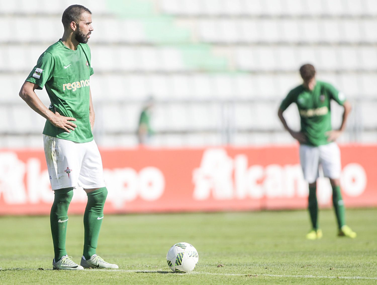 Imagen del Racing de Ferrol-Racing de Santander en A Malata (foto: Mero Barral / 13fotos para Ferrol360)