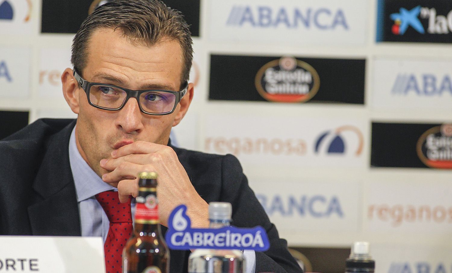 Isidro Silveira Rey, consejero delegado del Racing, en la presentación de Miguel Ángel Tena como entrenador (foto: Mero Barral / 13fotos para Ferrol360)