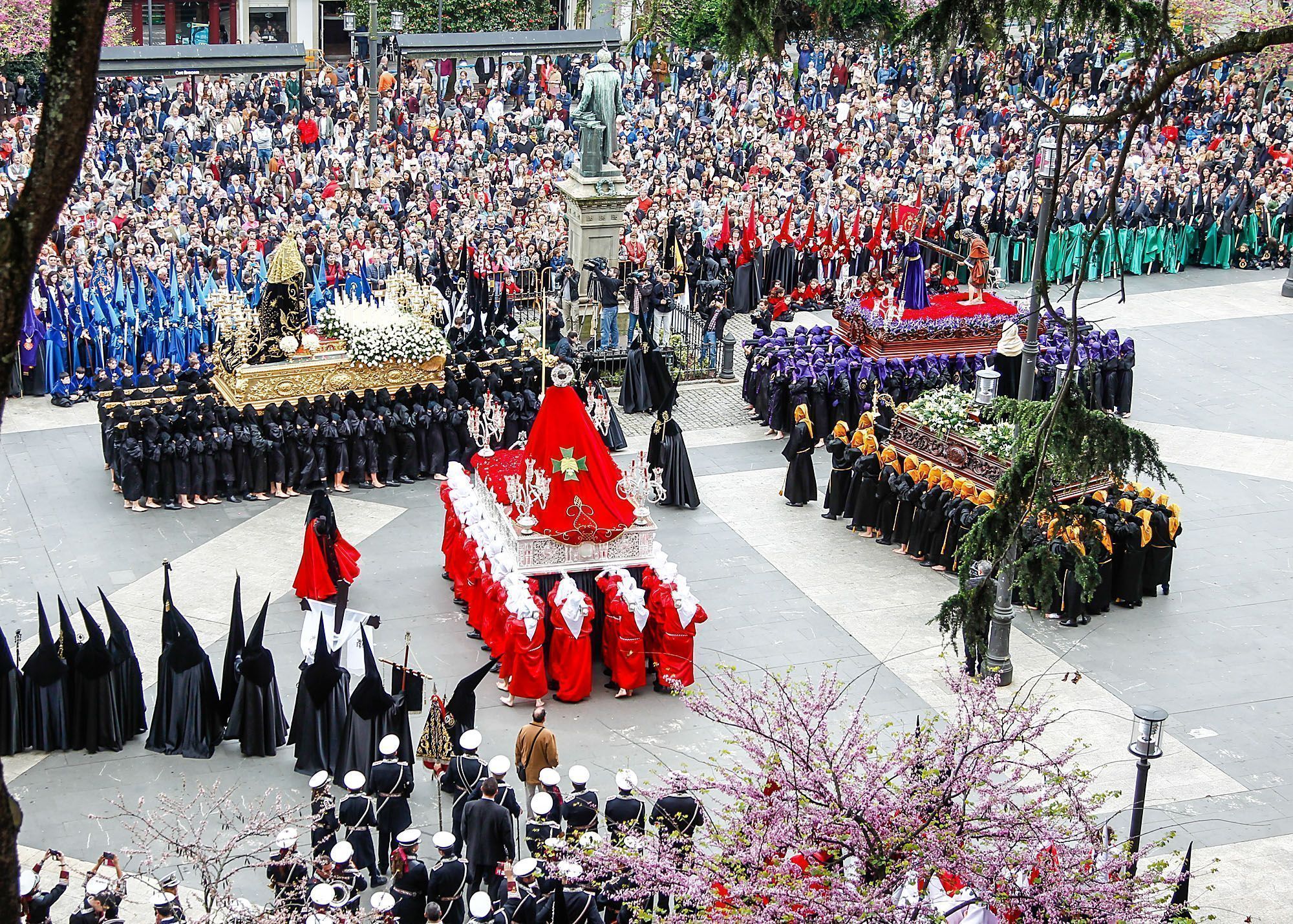 Seis procesiones en las calles de Ferrol en un Viernes Santo que será ...