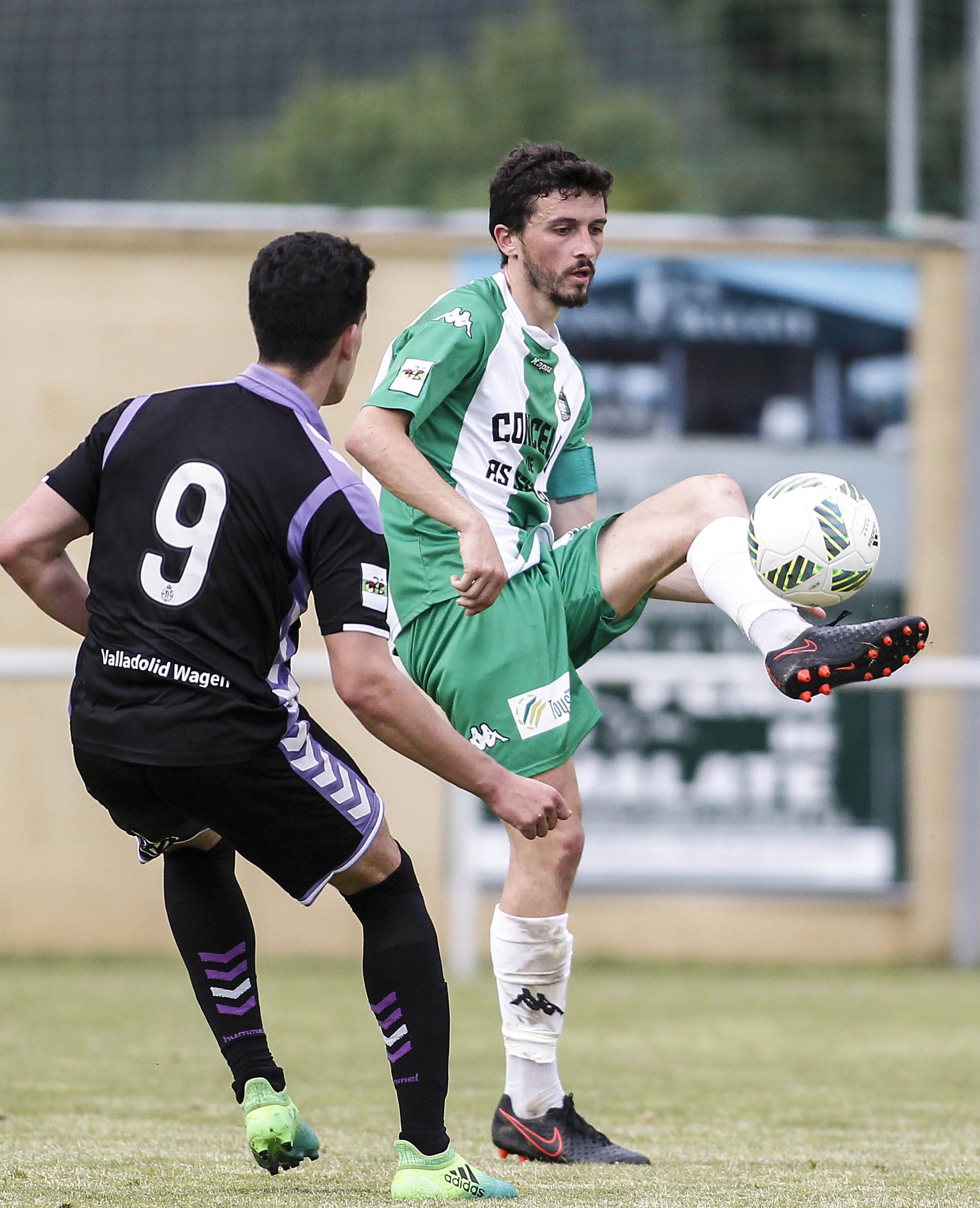 Imagen del Somozas-Valladolid B en el Alcalde Manuel Candocia (foto: Mero Barral / 13fotos para Ferrol360)