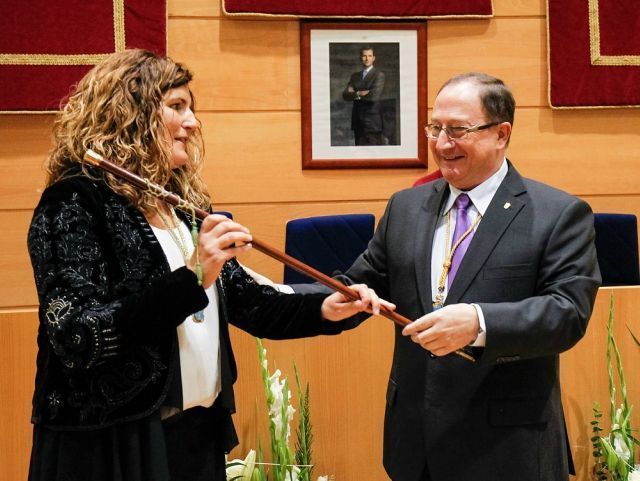 José Manuel Blanco cede el bastón de mando a Marián Ferreiro (foto: Mero Barral / 13fotos para Ferrol360)