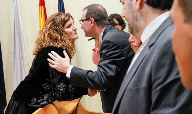 Marián Ferreiro, tras ser elegida alcaldesa de Narón (foto: Mero Barral / 13fotos para Ferrol360)