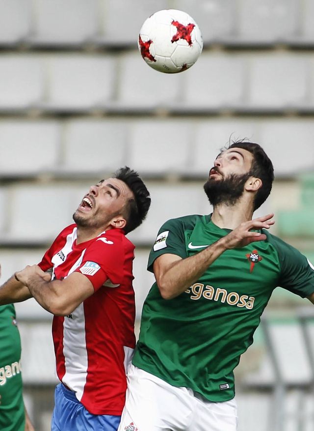 Imagen del Racing-Navalcarnero (foto: Mero Barral / 13fotos para Ferrol360)