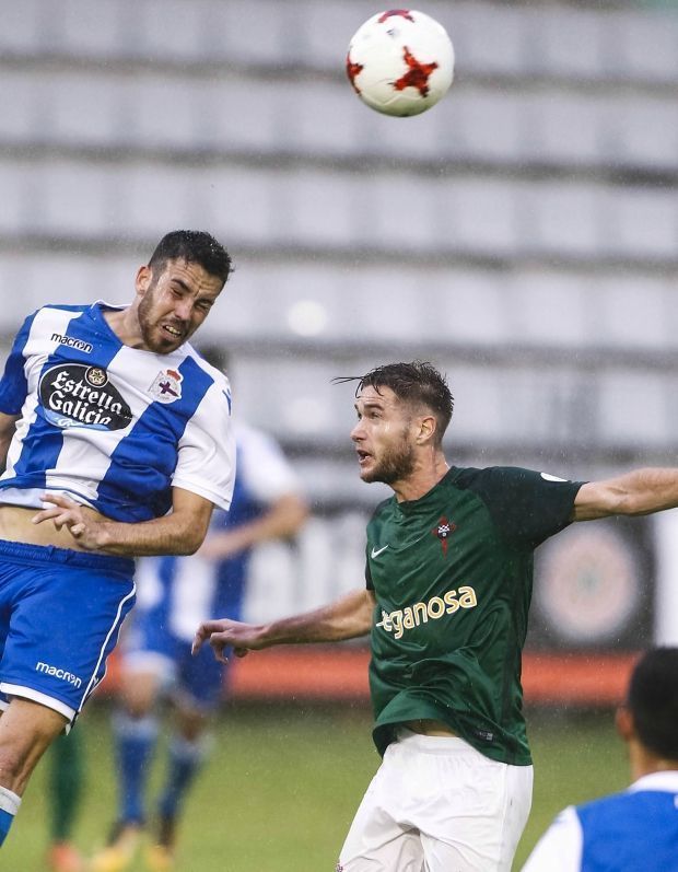 Joseba Beitia, durante el Racing-Fabril de A Malata (foto: Mero Barral / 13fotos para Ferrol360)
