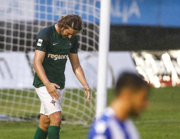 Mendi, durante el Racing-Fabril de A Malata (foto: Mero Barral / 13fotos para Ferrol360)