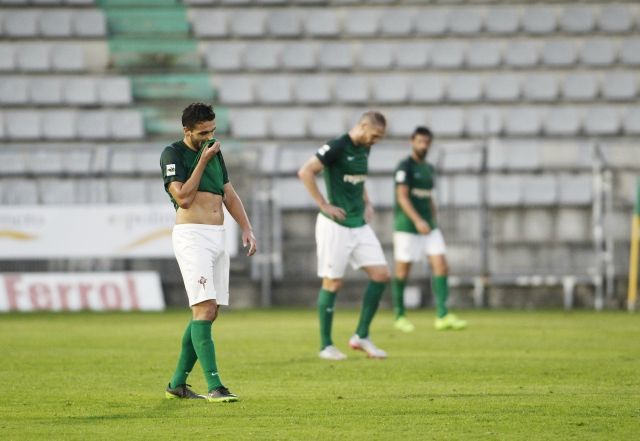 Imagen del Racing-Unión Adarve de A Malata (foto: Mero Barral / 13fotos para Ferrol360)
