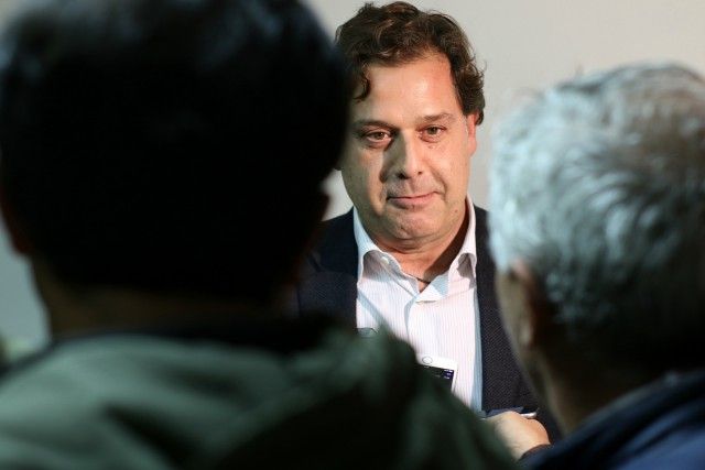 Ignacio Rivera responde a la prensa en A Malata (foto: Raúl Lomba / Ferrol360)