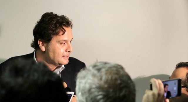 Ignacio Rivera habla con la prensa en A Malata (foto: Raúl Lomba / Ferrol360)