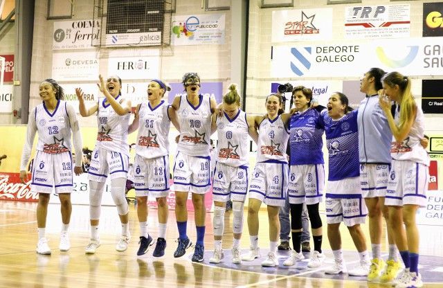 Imagen del Star Center Uni-Snatt´s Femení Sant Adriá (foto: Mero Barral / 13fotos para Ferrol360)