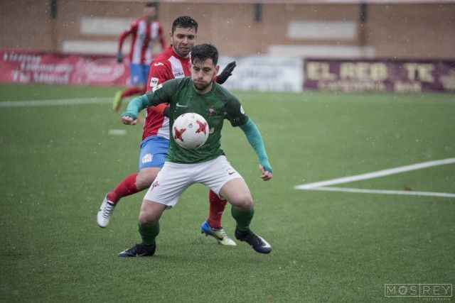 Imagen del Navalcarnero-Racing (foto: MosreyFotografía para Ferrol360)