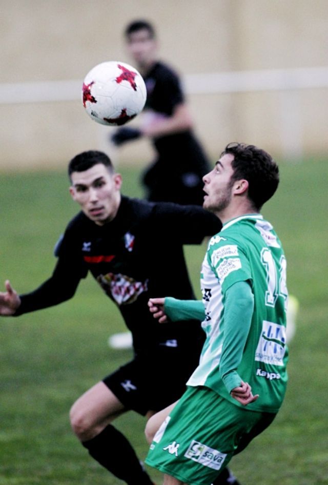 Imagen del Somozas-Racing Vilalbés (foto: Mero Barral / 13fotos para Ferrol360)