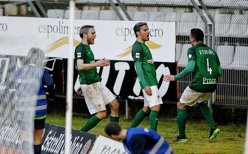 Imagen del Racing-Rápido de Bouzas (foto: Mero Barral / 13fotos para Ferrol360)