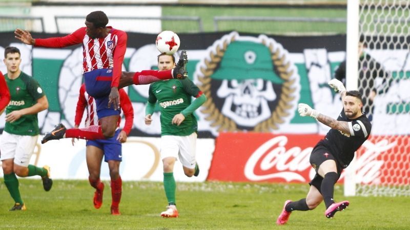 Imagen del Racing-Atlético de Madrid B (foto: Mero Barral / 13fotos para Ferrol360)