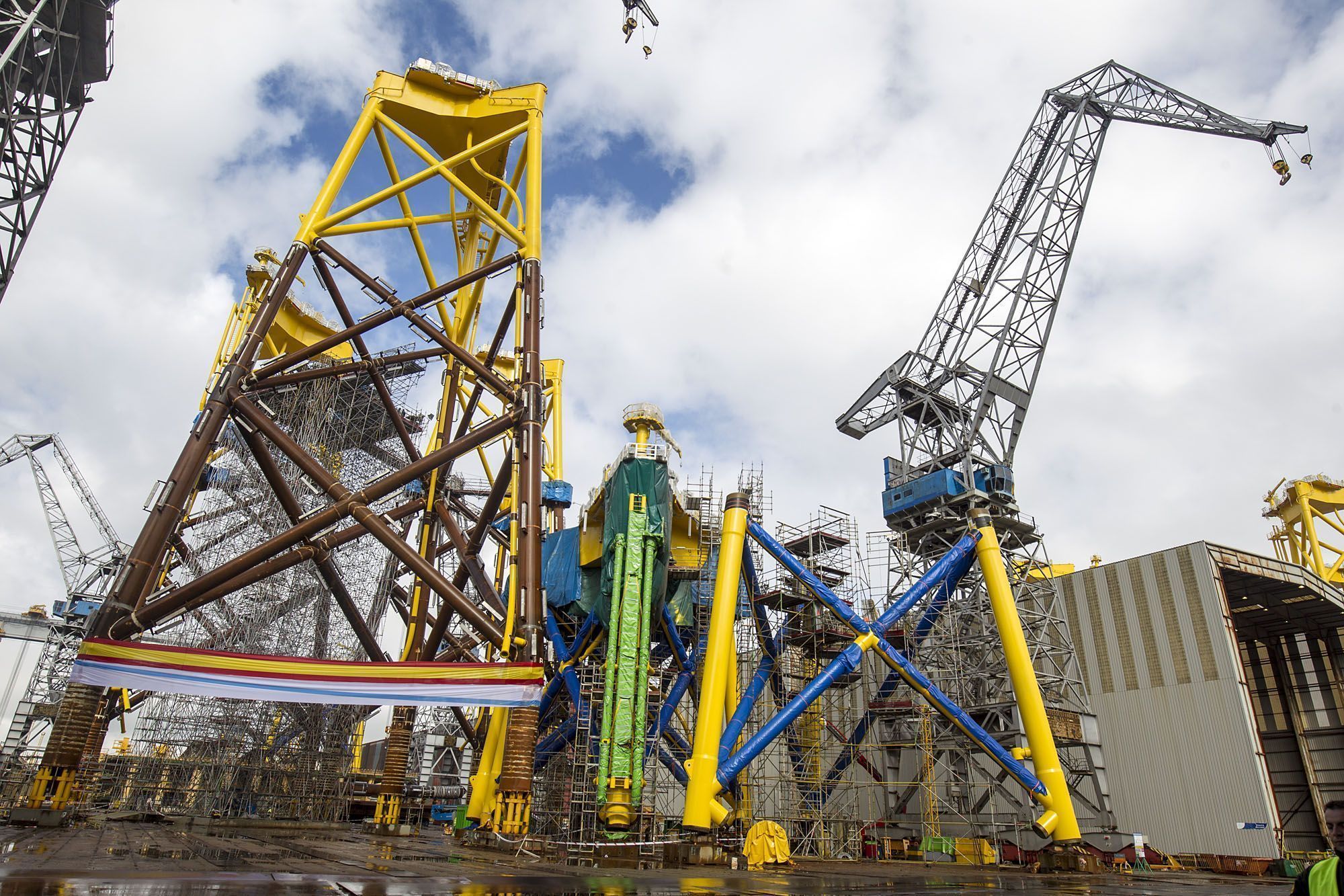Imagen de Navantia Fene durante la entrega de jackets a Iberdrola (foto: Mero Barral / 13fotos para Ferrol360)
