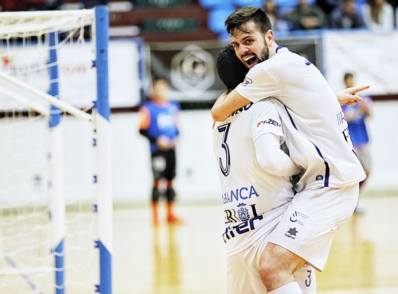 Imagen del O Parrulo-Palma Futsal (foto: Mero Barral / 13fotos para Ferrol360)