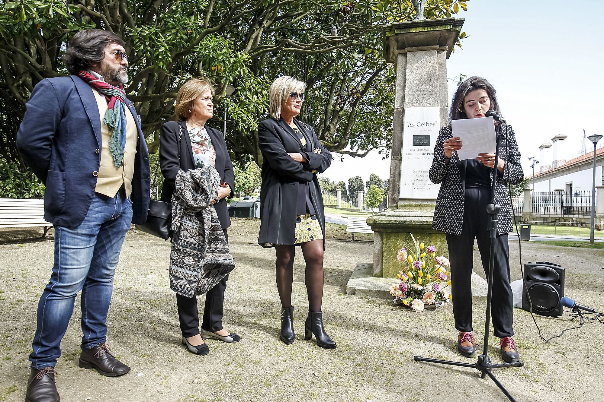 Julia Otero asistió al acto por el Día de la Libertad de Prensa en el Cantón de Molíns (foto: Mero Barral / 13fotos para Ferrol360)