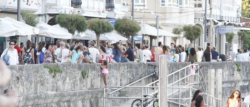 Paseo marítimo de Ares (foto: Mero Barral / 13fotos para Ferrol360)