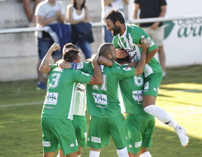 Imagen del Somozas-Racing (foto: Mero Barral / 13fotos para Ferrol360)