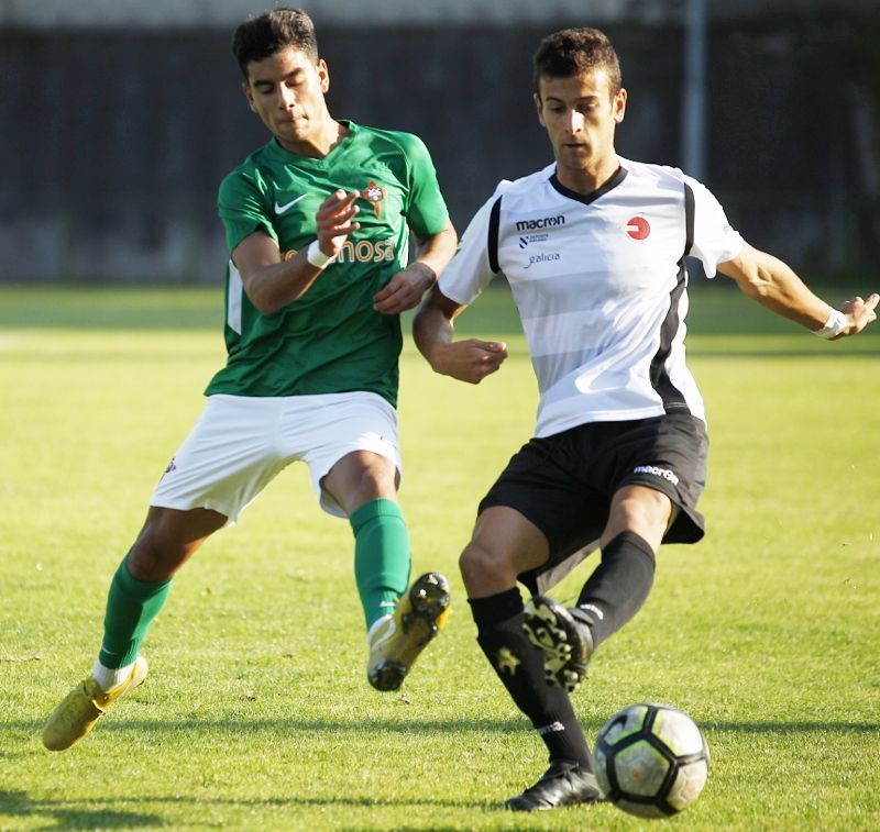 Imagen del Racing-Ural de juveniles (foto: Mero Barral / Ferrol360)