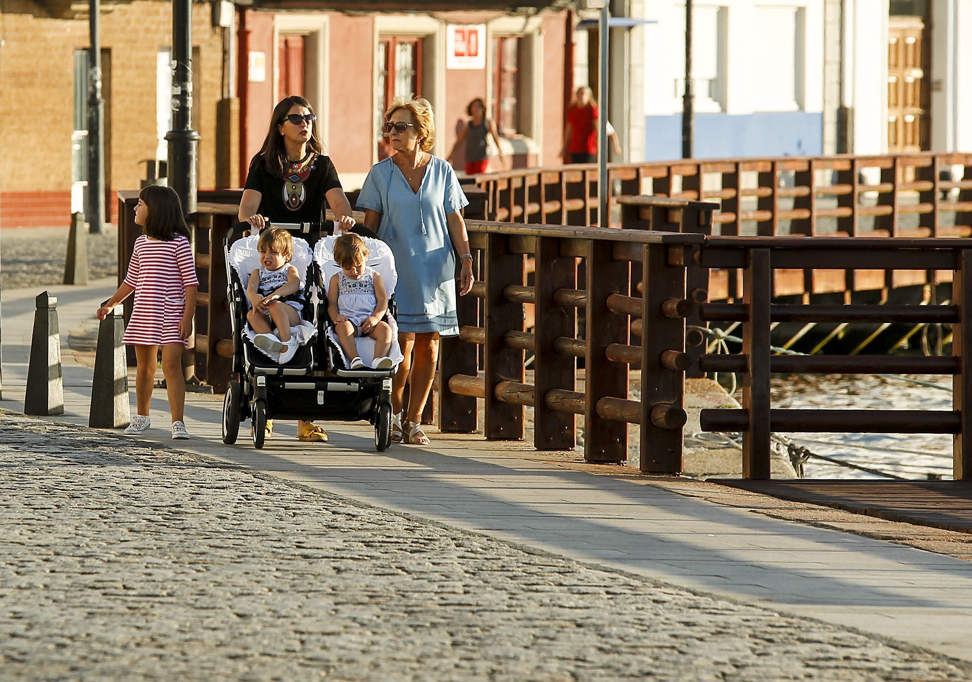 Paseo marítimo de Mugardos (foto: Mero Barral / Ferrol360)