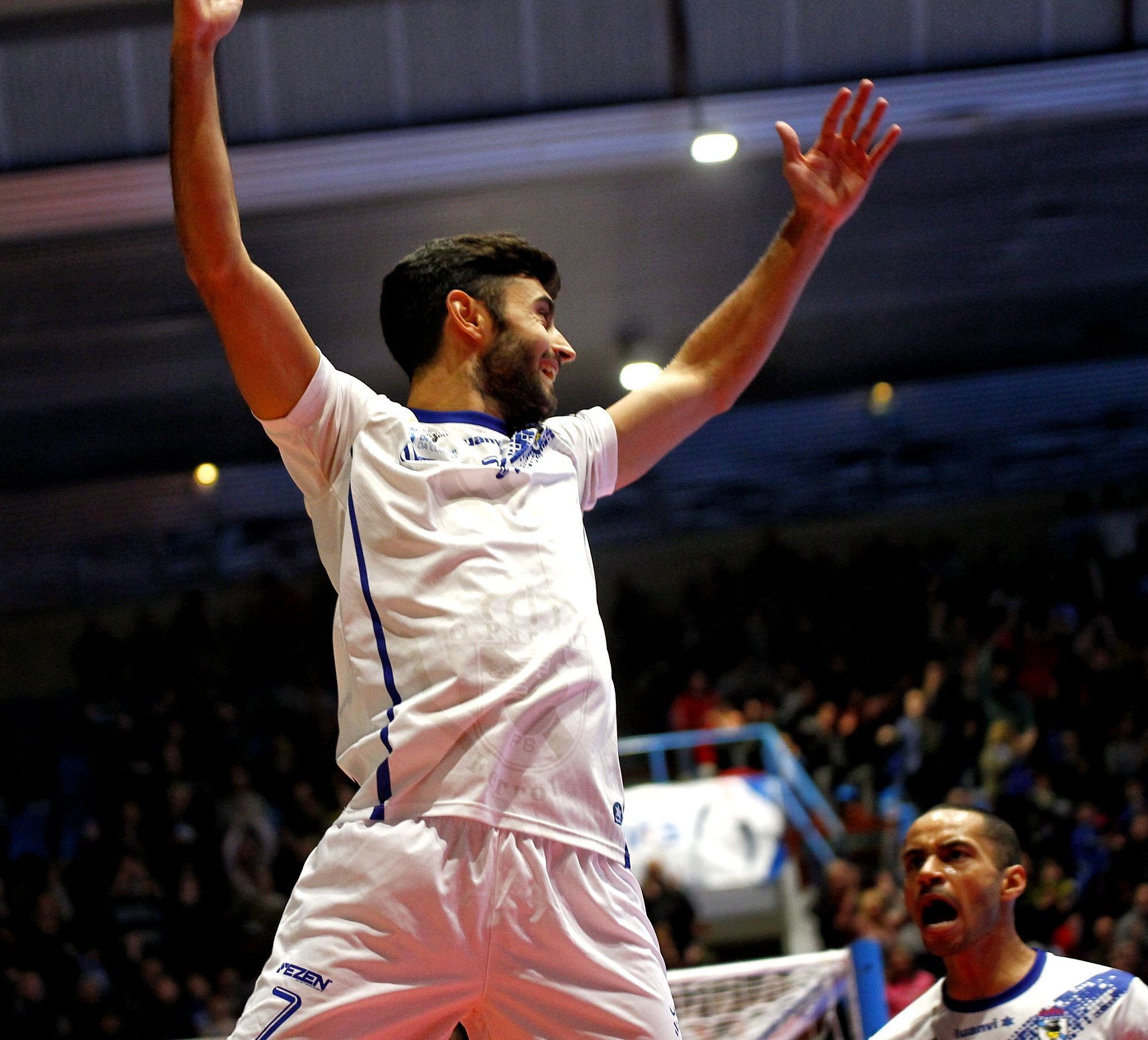 Rubi Lemos festeja su gol en el O Parrulo-Barça (foto: Mero Barral / Ferrol360)