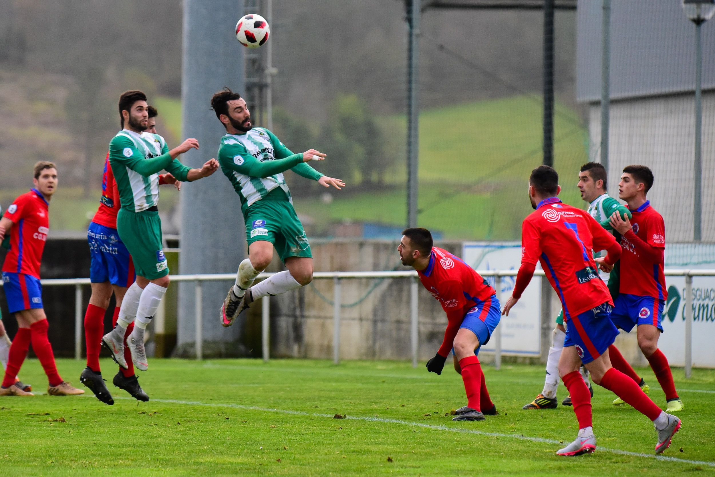 Imagen del Somozas-UD Ourense (foto: Ferrol360)