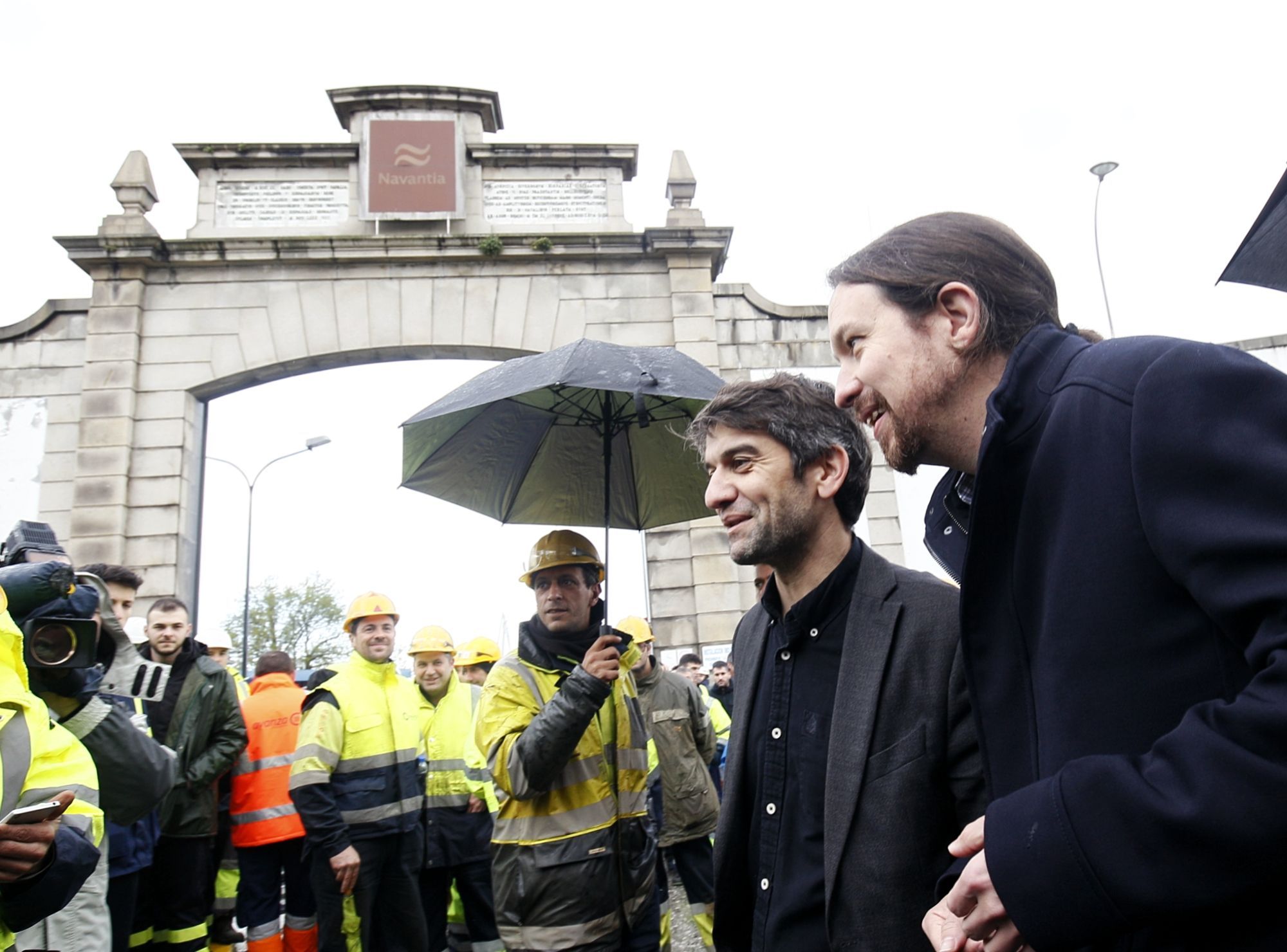 Iglesias y Suárez, ante Navantia Ferrol (foto: Mero Barral / Ferrol360)