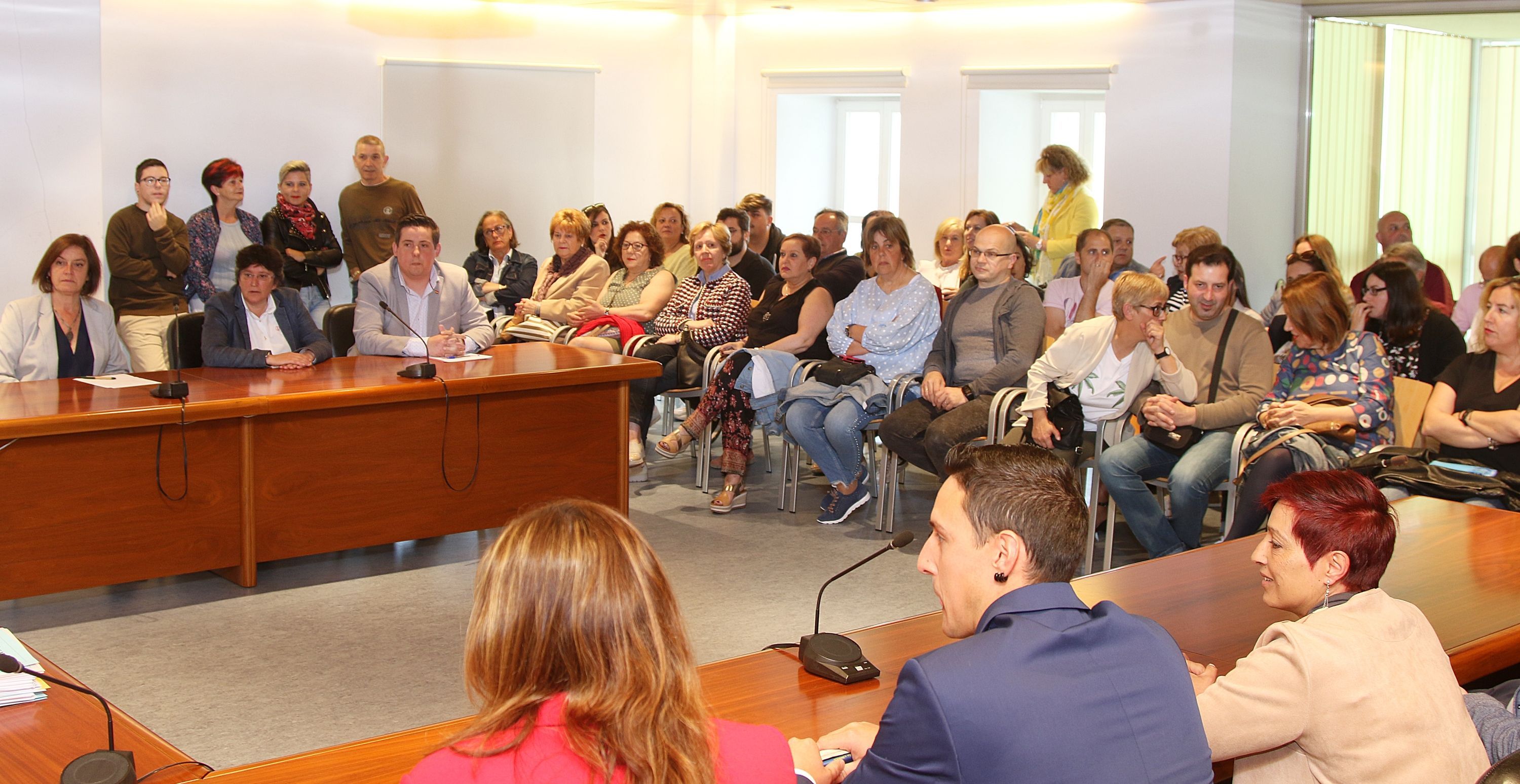 Pleno de investidura de Pilar Díaz como alcaldesa de Mugardos (foto: Ferrol360)