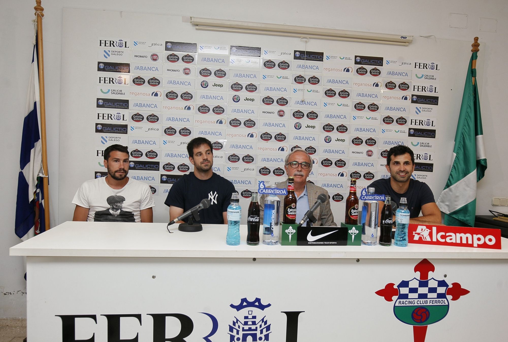 Presentación de Dani Abalo, Iker Rodellar y Álex López (foto: Ferrol360)