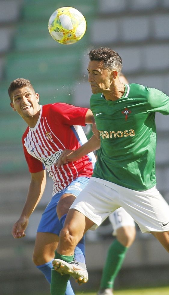 Imagen del Racing-Sporting de Gijón B (foto: Mero Barral / Ferrol360)