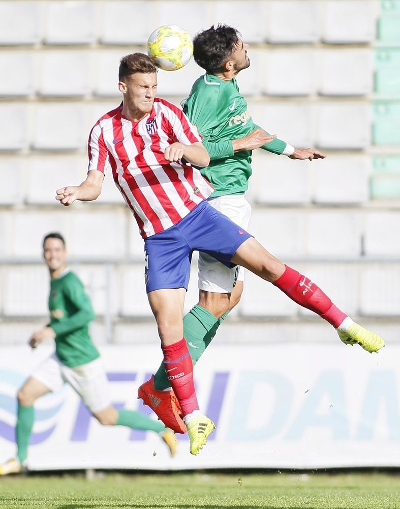 Imagen del Racing-Atlético de Madrid B en A Malata (foto: Mero Barral / Ferrol360)