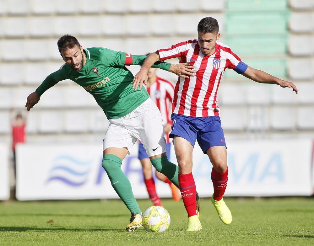 Imagen del Racing-Atlético de Madrid B en A Malata (foto: Mero Barral / Ferrol360)