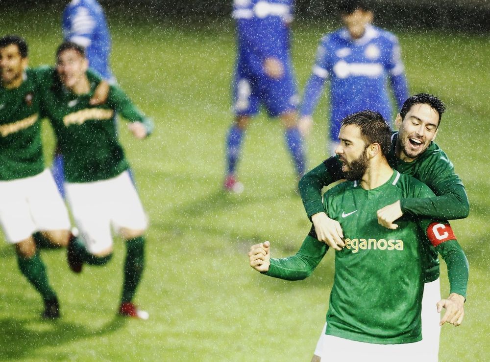 Imagen del Racing-Getafe B (foto: Mero Barral / Ferrol360)