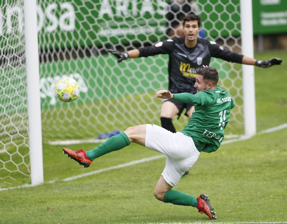 Imagen del Racing-Melilla (foto: Mero Barral / Ferrol360)