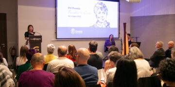 Deputación da Coruña convoca el XVII Premio Rosalía de Castro que reconoce el compromiso con el galego