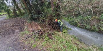 La Xunta actúa de urgencia en Neda tras los temporales: limpieza en más de 3 kilómetros de ríos para prevenir inundaciones