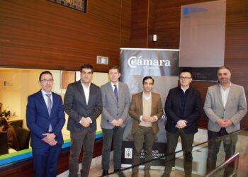 La Cámara y la Xunta se vuelcan en impulsar la conexión entre tejido empresarial y la FP