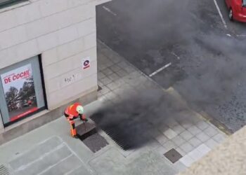 El incendio de un transformador en Canido deja sin luz a centenares de vecinos en plena borrasca Nils