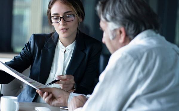 Todo lo que debes saber sobre la regularización extraordinaria: expertas lo explican en una charla abierta en Ferrol