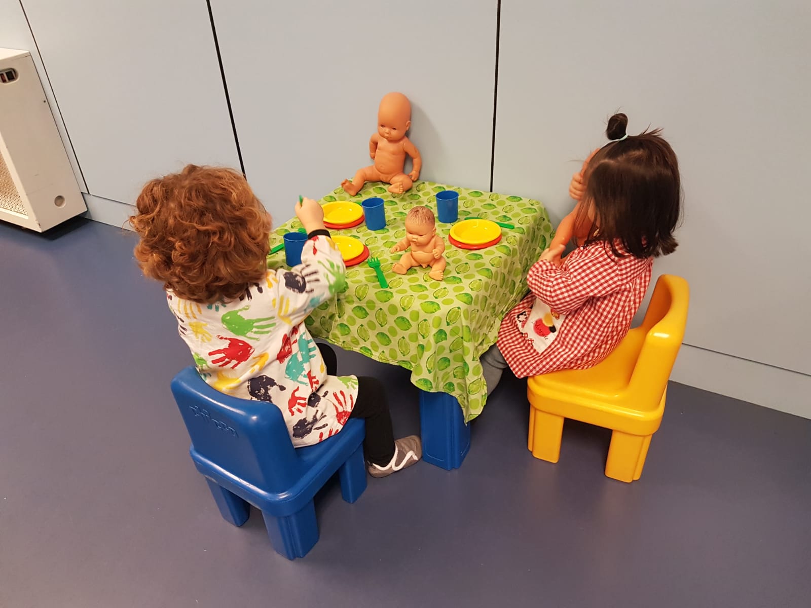 Menores en una escuela municipal